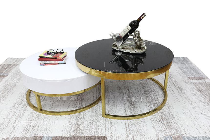 bàn chân sắt mặt kính