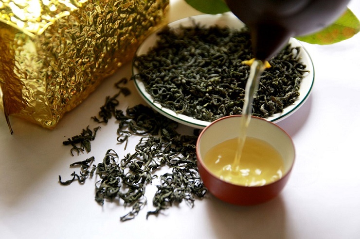 cách làm sạch đồ gỗ bị mốc