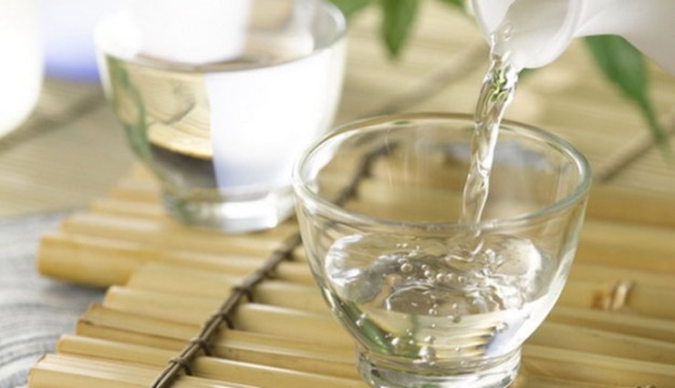 cach-lam-sach-sofa-gia-da-tai-nha-2 Cách làm sạch sofa giả da đơn giản